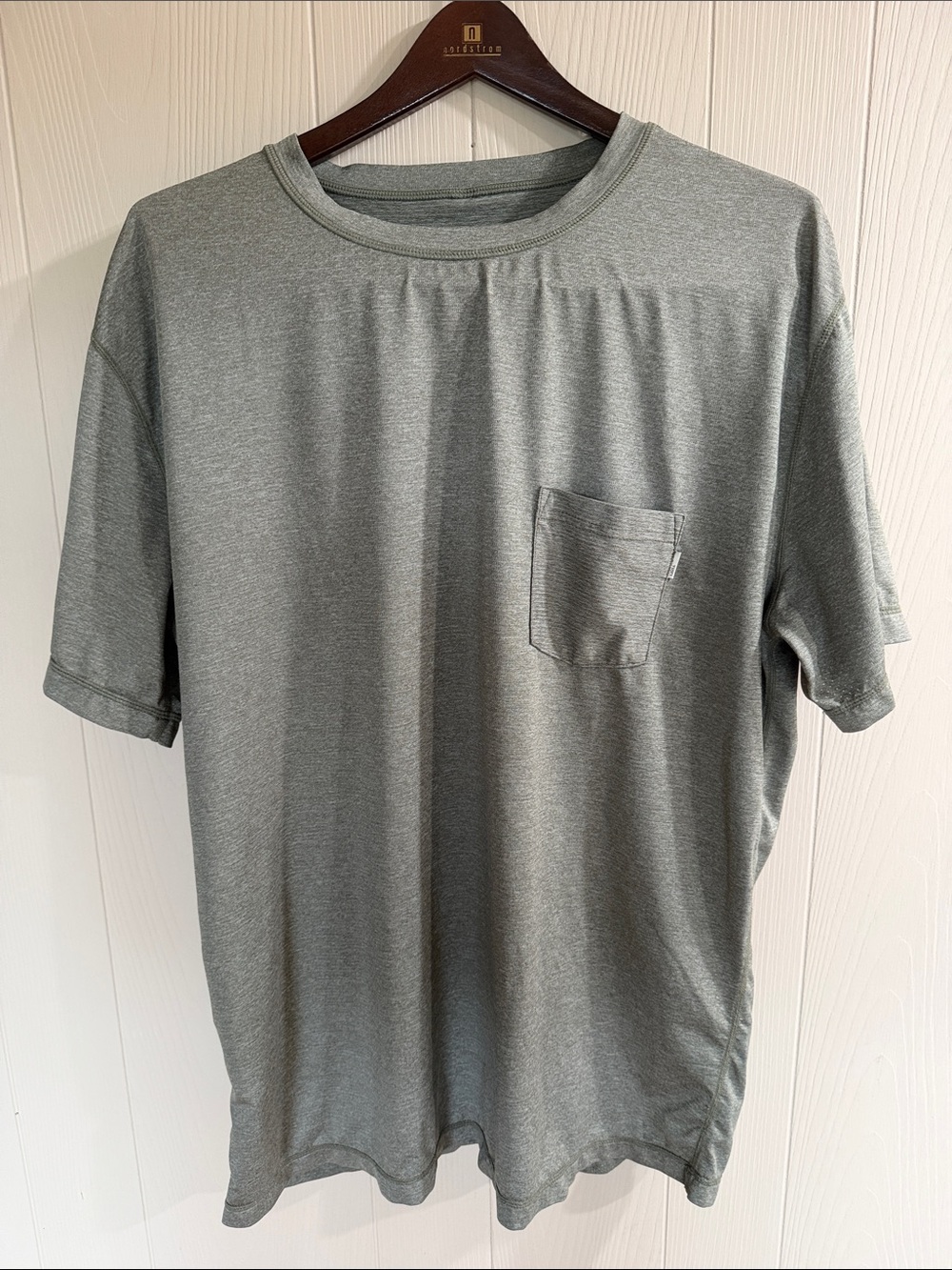 Vuori Tradewinds Pocket Tee Green Size XL